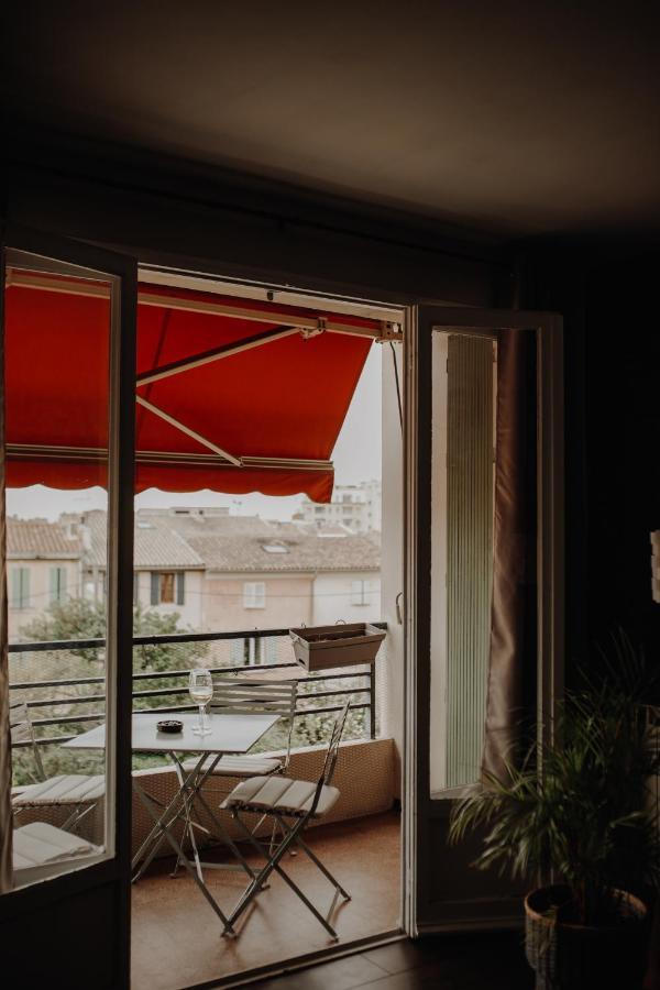 Superbe Appartement Renove - Salon De Provence Exterior foto