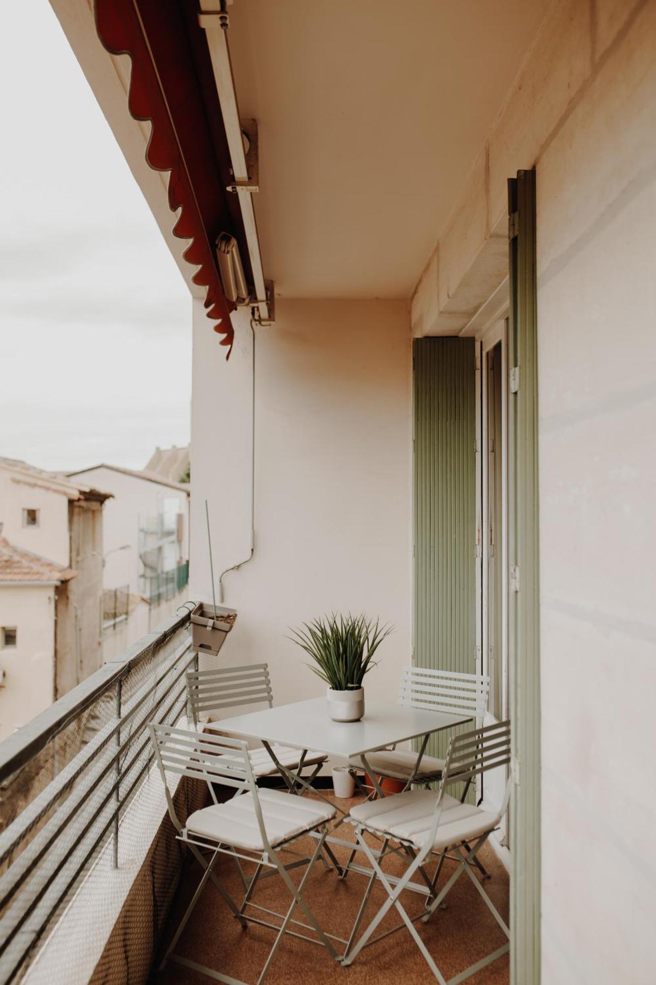 Superbe Appartement Renove - Salon De Provence Exterior foto